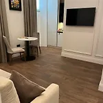 In The Heart Of Apartman *