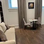 Apartman In The Heart Of Cannes