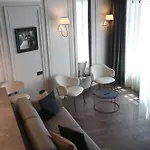 In The Heart Of Apartman *
