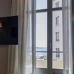 Apartman In The Heart Of